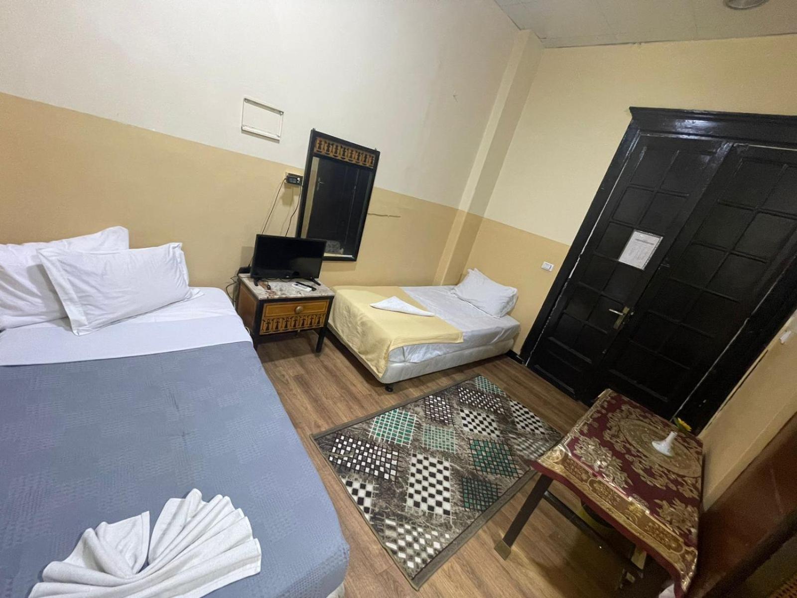 One Season Hostel Cairo Exterior photo