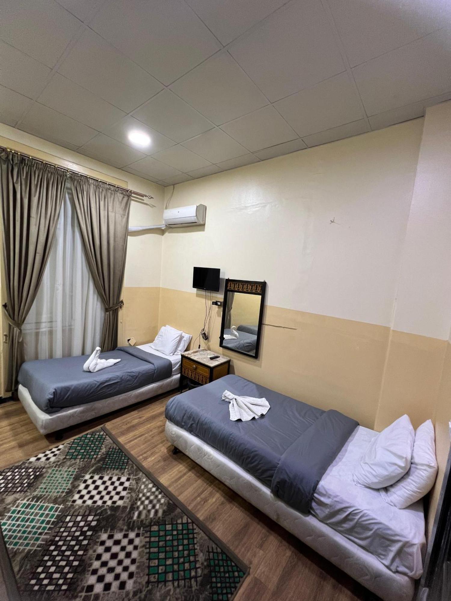 One Season Hostel Cairo Exterior photo