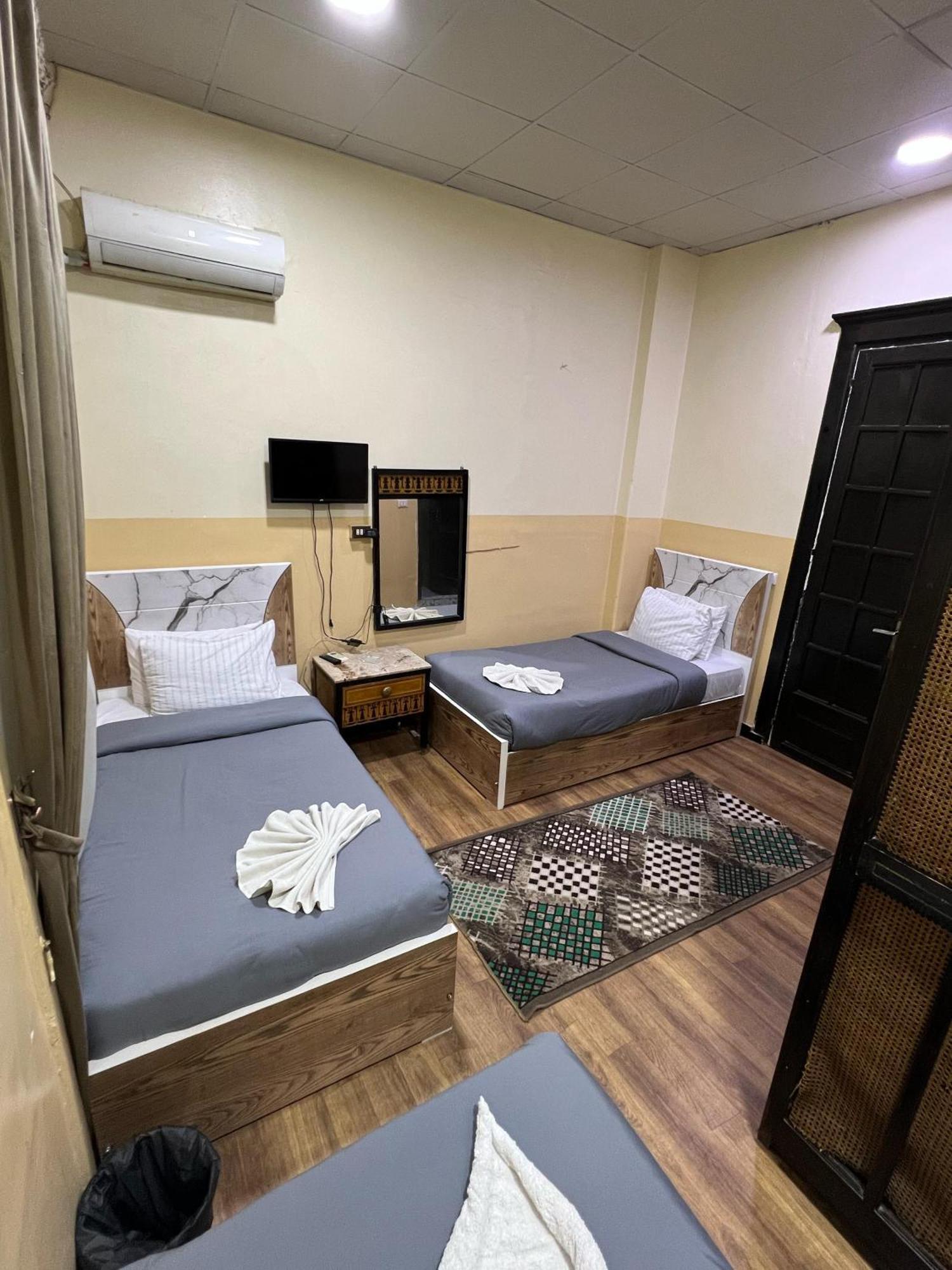 One Season Hostel Cairo Exterior photo